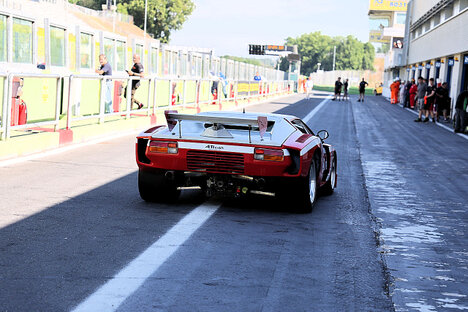 foto auto sportiva